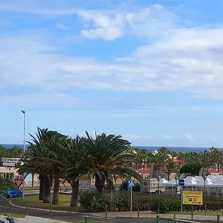 Sunny Panorama Seasight Lomas, 5 Min